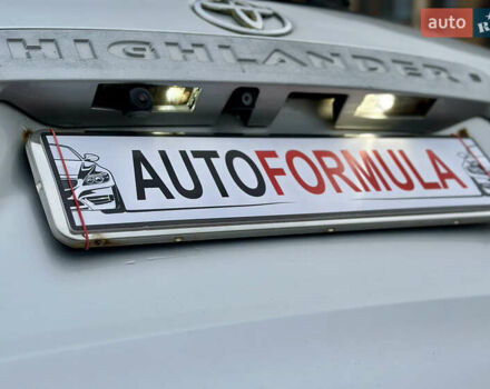 Сірий Тойота Хайлендер, об'ємом двигуна 3.5 л та пробігом 222 тис. км за 11890 $, фото 20 на Automoto.ua