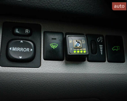 Серый Тойота Хайлендер, объемом двигателя 3.5 л и пробегом 221 тыс. км за 11500 $, фото 13 на Automoto.ua