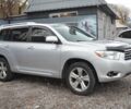 Серый Тойота Хайлендер, объемом двигателя 0 л и пробегом 221 тыс. км за 12000 $, фото 4 на Automoto.ua