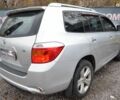 Серый Тойота Хайлендер, объемом двигателя 0 л и пробегом 221 тыс. км за 12000 $, фото 6 на Automoto.ua