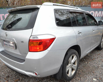 Серый Тойота Хайлендер, объемом двигателя 3.5 л и пробегом 221 тыс. км за 11500 $, фото 6 на Automoto.ua