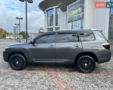 Тойота Хайлендер 2008 в Днепре (Днепропетровске) на Automoto.ua Серый Тойота Хайлендер, объемом двигателя 3.46 л и пробегом 192 тыс. км за 13500 $, фото 8 на Automoto.ua