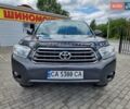 Серый Тойота Хайлендер, объемом двигателя 3.5 л и пробегом 230 тыс. км за 11800 $, фото 3 на Automoto.ua