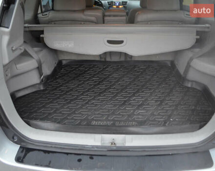 Серый Тойота Хайлендер, объемом двигателя 3.5 л и пробегом 221 тыс. км за 11500 $, фото 27 на Automoto.ua