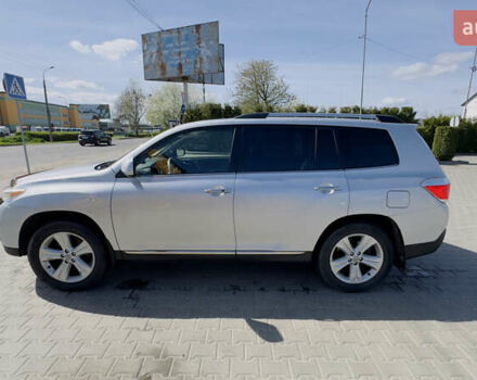 Серый Тойота Хайлендер, объемом двигателя 3.46 л и пробегом 340 тыс. км за 16000 $, фото 2 на Automoto.ua