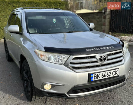 Сірий Тойота Хайлендер, об'ємом двигуна 3.46 л та пробігом 289 тис. км за 15499 $, фото 13 на Automoto.ua