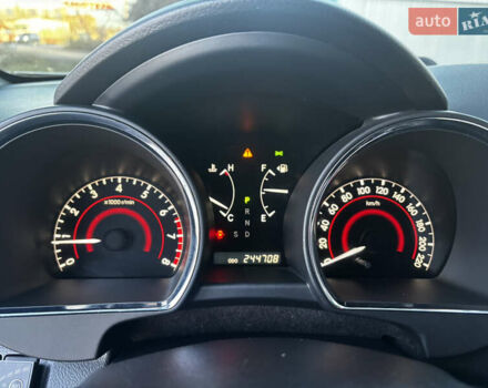 Серый Тойота Хайлендер, объемом двигателя 3.5 л и пробегом 244 тыс. км за 14000 $, фото 30 на Automoto.ua