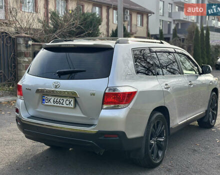 Сірий Тойота Хайлендер, об'ємом двигуна 3.46 л та пробігом 289 тис. км за 15499 $, фото 15 на Automoto.ua