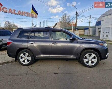 Серый Тойота Хайлендер, объемом двигателя 3.5 л и пробегом 272 тыс. км за 16999 $, фото 6 на Automoto.ua