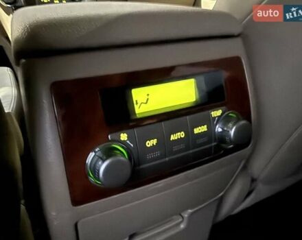 Серый Тойота Хайлендер, объемом двигателя 3.46 л и пробегом 205 тыс. км за 12700 $, фото 18 на Automoto.ua