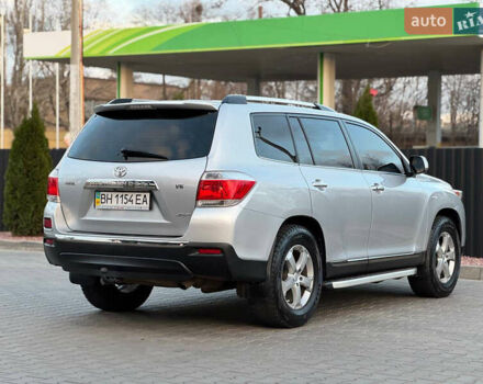 Серый Тойота Хайлендер, объемом двигателя 3.46 л и пробегом 206 тыс. км за 13800 $, фото 14 на Automoto.ua