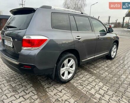 Серый Тойота Хайлендер, объемом двигателя 3.46 л и пробегом 252 тыс. км за 16900 $, фото 6 на Automoto.ua