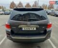 Сірий Тойота Хайлендер, об'ємом двигуна 3.46 л та пробігом 202 тис. км за 13000 $, фото 5 на Automoto.ua