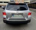 Сірий Тойота Хайлендер, об'ємом двигуна 3.46 л та пробігом 235 тис. км за 18999 $, фото 5 на Automoto.ua