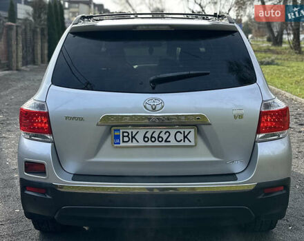 Сірий Тойота Хайлендер, об'ємом двигуна 3.46 л та пробігом 289 тис. км за 15499 $, фото 5 на Automoto.ua