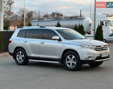 Серый Тойота Хайлендер, объемом двигателя 3.46 л и пробегом 206 тыс. км за 13800 $, фото 4 на Automoto.ua