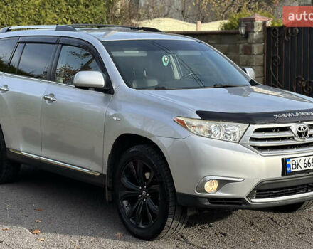 Сірий Тойота Хайлендер, об'ємом двигуна 3.46 л та пробігом 289 тис. км за 15499 $, фото 2 на Automoto.ua