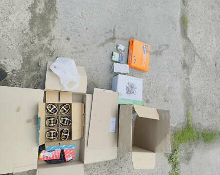 Серый Тойота Хайлендер, объемом двигателя 3.46 л и пробегом 340 тыс. км за 16000 $, фото 1 на Automoto.ua