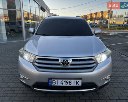 Серый Тойота Хайлендер, объемом двигателя 3.5 л и пробегом 244 тыс. км за 14000 $, фото 17 на Automoto.ua