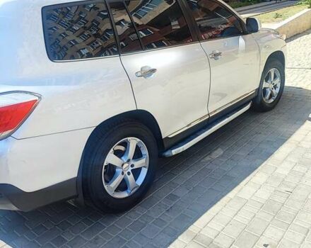 Сірий Тойота Хайлендер, об'ємом двигуна 3.46 л та пробігом 205 тис. км за 12600 $, фото 7 на Automoto.ua