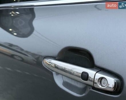 Серый Тойота Хайлендер, объемом двигателя 3.46 л и пробегом 205 тыс. км за 12700 $, фото 1 на Automoto.ua