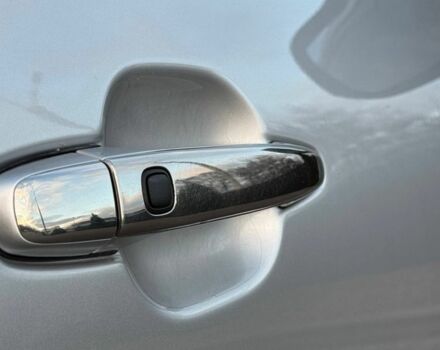 Серый Тойота Хайлендер, объемом двигателя 3.5 л и пробегом 206 тыс. км за 13800 $, фото 7 на Automoto.ua