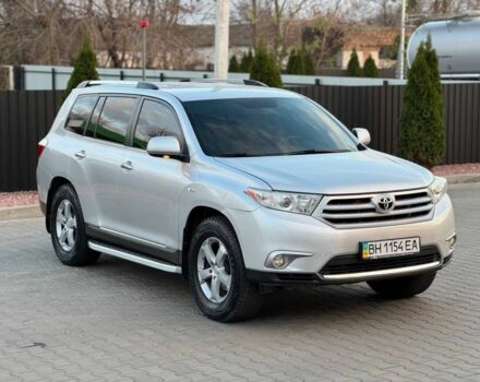 Серый Тойота Хайлендер, объемом двигателя 3.5 л и пробегом 206 тыс. км за 13800 $, фото 2 на Automoto.ua