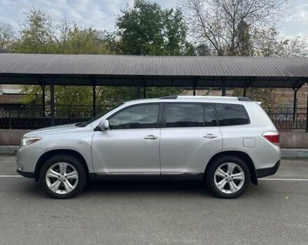 Сірий Тойота Хайлендер, об'ємом двигуна 3.46 л та пробігом 235 тис. км за 18999 $, фото 3 на Automoto.ua