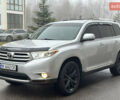 Сірий Тойота Хайлендер, об'ємом двигуна 3.46 л та пробігом 291 тис. км за 15500 $, фото 1 на Automoto.ua
