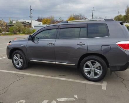 Сірий Тойота Хайлендер, об'ємом двигуна 3.5 л та пробігом 154 тис. км за 20400 $, фото 2 на Automoto.ua