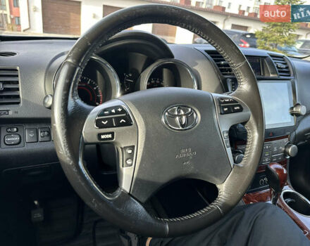 Сірий Тойота Хайлендер, об'ємом двигуна 3.46 л та пробігом 289 тис. км за 15499 $, фото 45 на Automoto.ua