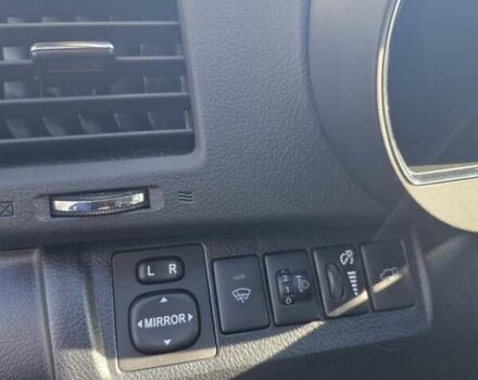 Серый Тойота Хайлендер, объемом двигателя 3.46 л и пробегом 164 тыс. км за 21000 $, фото 2 на Automoto.ua