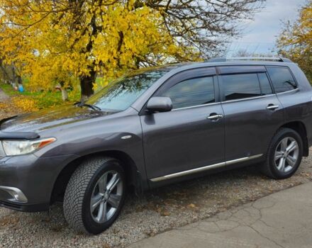 Серый Тойота Хайлендер, объемом двигателя 3.5 л и пробегом 155 тыс. км за 19500 $, фото 4 на Automoto.ua