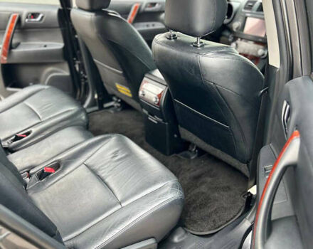 Серый Тойота Хайлендер, объемом двигателя 3.46 л и пробегом 146 тыс. км за 18500 $, фото 10 на Automoto.ua