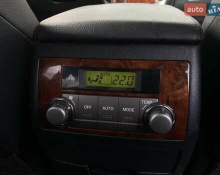 Серый Тойота Хайлендер, объемом двигателя 3.46 л и пробегом 204 тыс. км за 16619 $, фото 12 на Automoto.ua