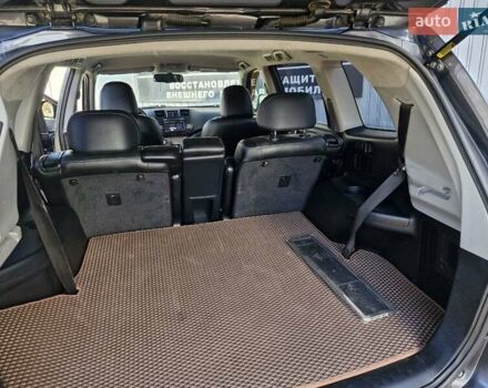 Серый Тойота Хайлендер, объемом двигателя 3.5 л и пробегом 272 тыс. км за 16999 $, фото 10 на Automoto.ua