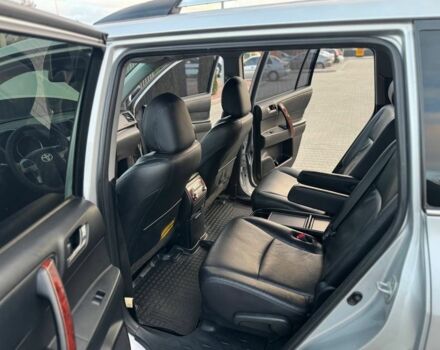 Серый Тойота Хайлендер, объемом двигателя 3.5 л и пробегом 206 тыс. км за 13800 $, фото 13 на Automoto.ua