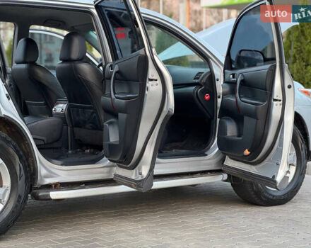 Серый Тойота Хайлендер, объемом двигателя 3.46 л и пробегом 206 тыс. км за 13800 $, фото 48 на Automoto.ua