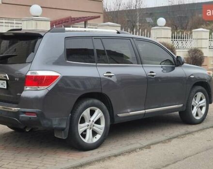 Серый Тойота Хайлендер, объемом двигателя 3.46 л и пробегом 200 тыс. км за 13700 $, фото 7 на Automoto.ua