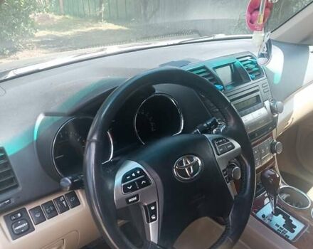 Серый Тойота Хайлендер, объемом двигателя 3.46 л и пробегом 290 тыс. км за 16000 $, фото 11 на Automoto.ua