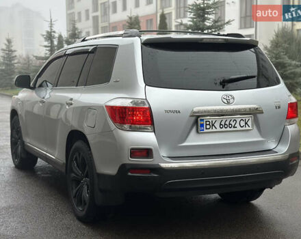 Серый Тойота Хайлендер, объемом двигателя 3.46 л и пробегом 290 тыс. км за 14999 $, фото 21 на Automoto.ua
