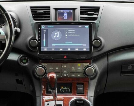 Сірий Тойота Хайлендер, об'ємом двигуна 3.5 л та пробігом 247 тис. км за 1790 $, фото 20 на Automoto.ua