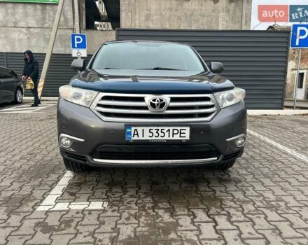 Серый Тойота Хайлендер, объемом двигателя 3.46 л и пробегом 252 тыс. км за 16900 $, фото 4 на Automoto.ua