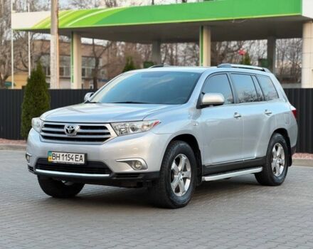 Серый Тойота Хайлендер, объемом двигателя 3.5 л и пробегом 206 тыс. км за 13800 $, фото 3 на Automoto.ua