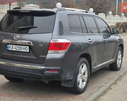 Серый Тойота Хайлендер, объемом двигателя 3.46 л и пробегом 200 тыс. км за 13700 $, фото 8 на Automoto.ua