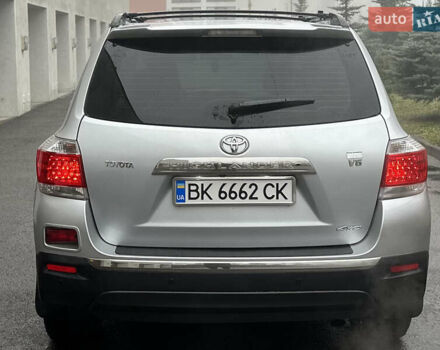 Серый Тойота Хайлендер, объемом двигателя 3.46 л и пробегом 290 тыс. км за 14999 $, фото 7 на Automoto.ua