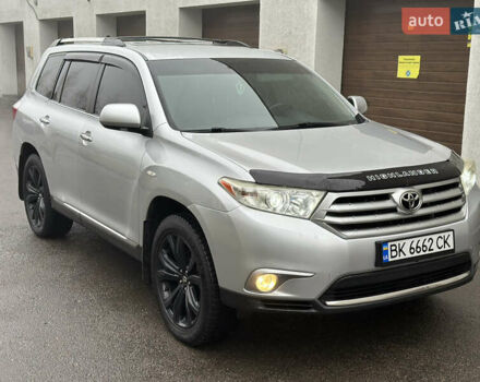 Серый Тойота Хайлендер, объемом двигателя 3.46 л и пробегом 290 тыс. км за 14999 $, фото 18 на Automoto.ua