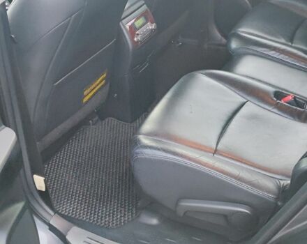 Сірий Тойота Хайлендер, об'ємом двигуна 2.2 л та пробігом 275 тис. км за 18300 $, фото 15 на Automoto.ua