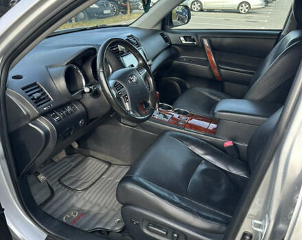 Сірий Тойота Хайлендер, об'ємом двигуна 3.46 л та пробігом 289 тис. км за 15499 $, фото 20 на Automoto.ua