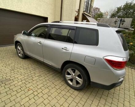 Сірий Тойота Хайлендер, об'ємом двигуна 3.46 л та пробігом 158 тис. км за 15200 $, фото 8 на Automoto.ua